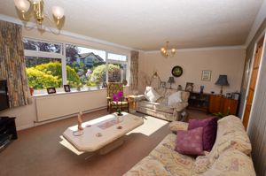 Lounge- click for photo gallery